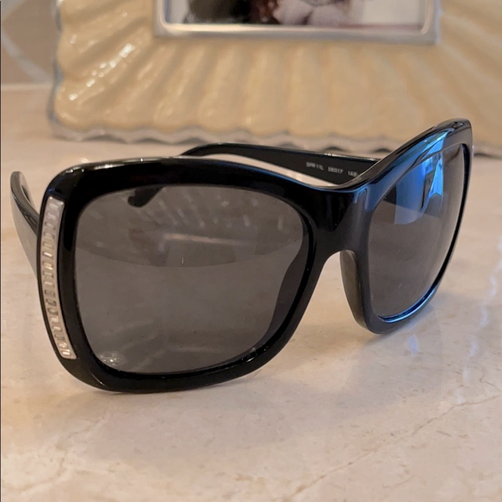 Prada oversized sun glasses - great condition